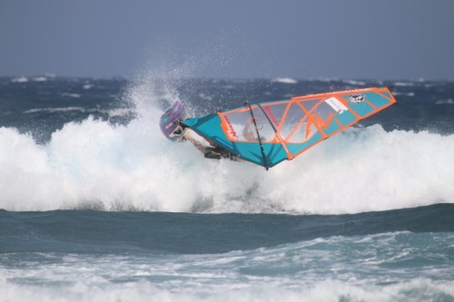 Wave windsurfing 35 knots of wind El Cabezo El Medano 28-09-2021